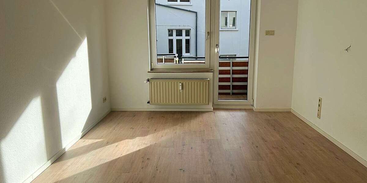 Etagenwohnung Hagen - 2 Zimmer, 86 m&sup2;, 470&euro; | Angebot:27316961